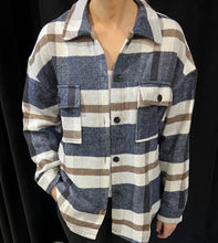 Load image into Gallery viewer, Plaid Flannel Shackets
